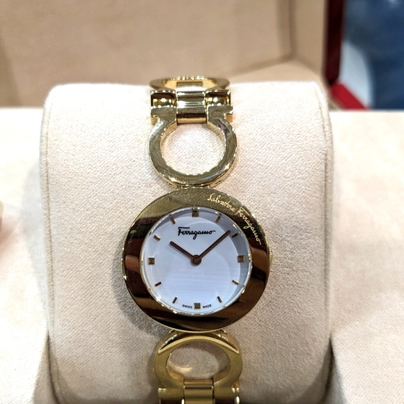 NIB Salvatore Ferragamo Gancino Stainless Steel Bracelet Watch 28mm main image 6